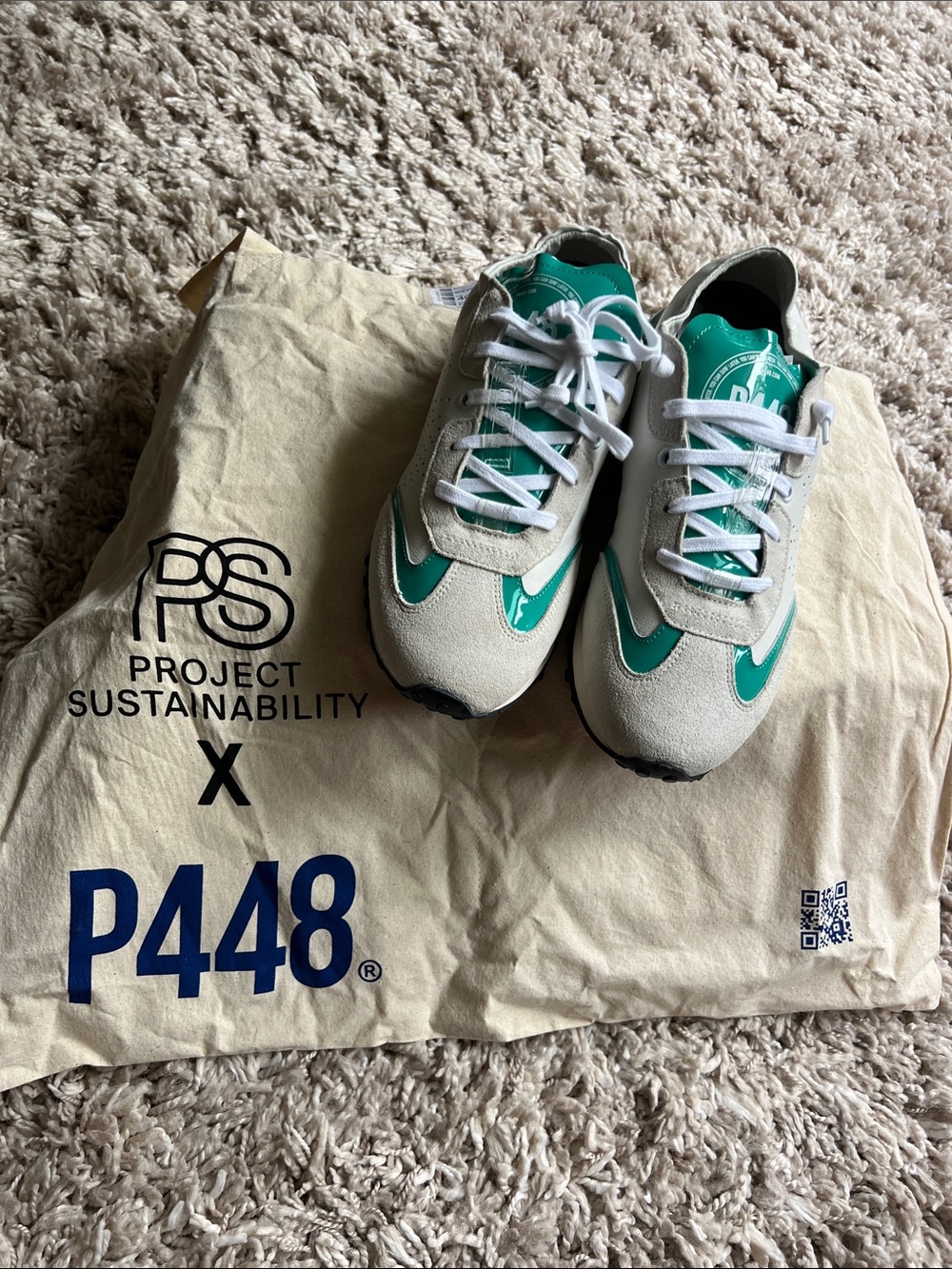 P448 White & Acqua Sneakers
